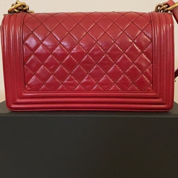 Chanel Medium Quilted Boy Bag - Picture 5 of 15